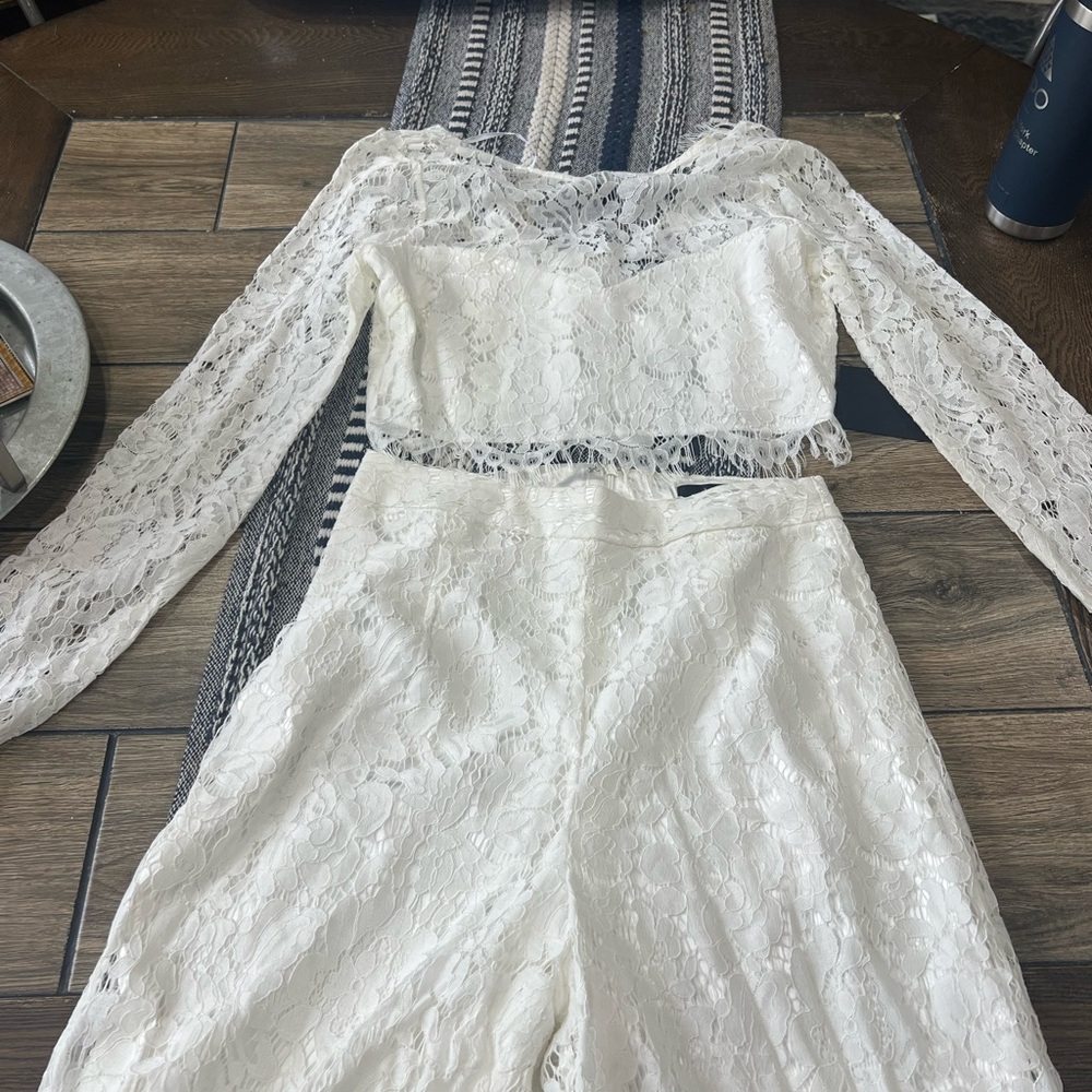 Lulus size small white lace matching set